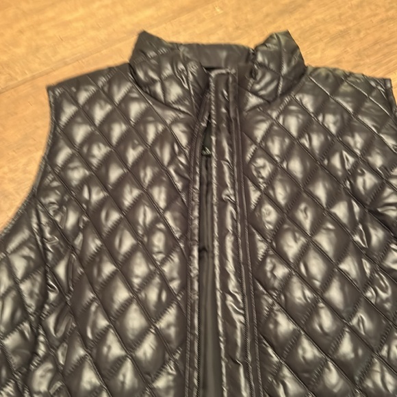 Talbots Long Black Primaloft-Filled Puffer Vest - Picture 4 of 13